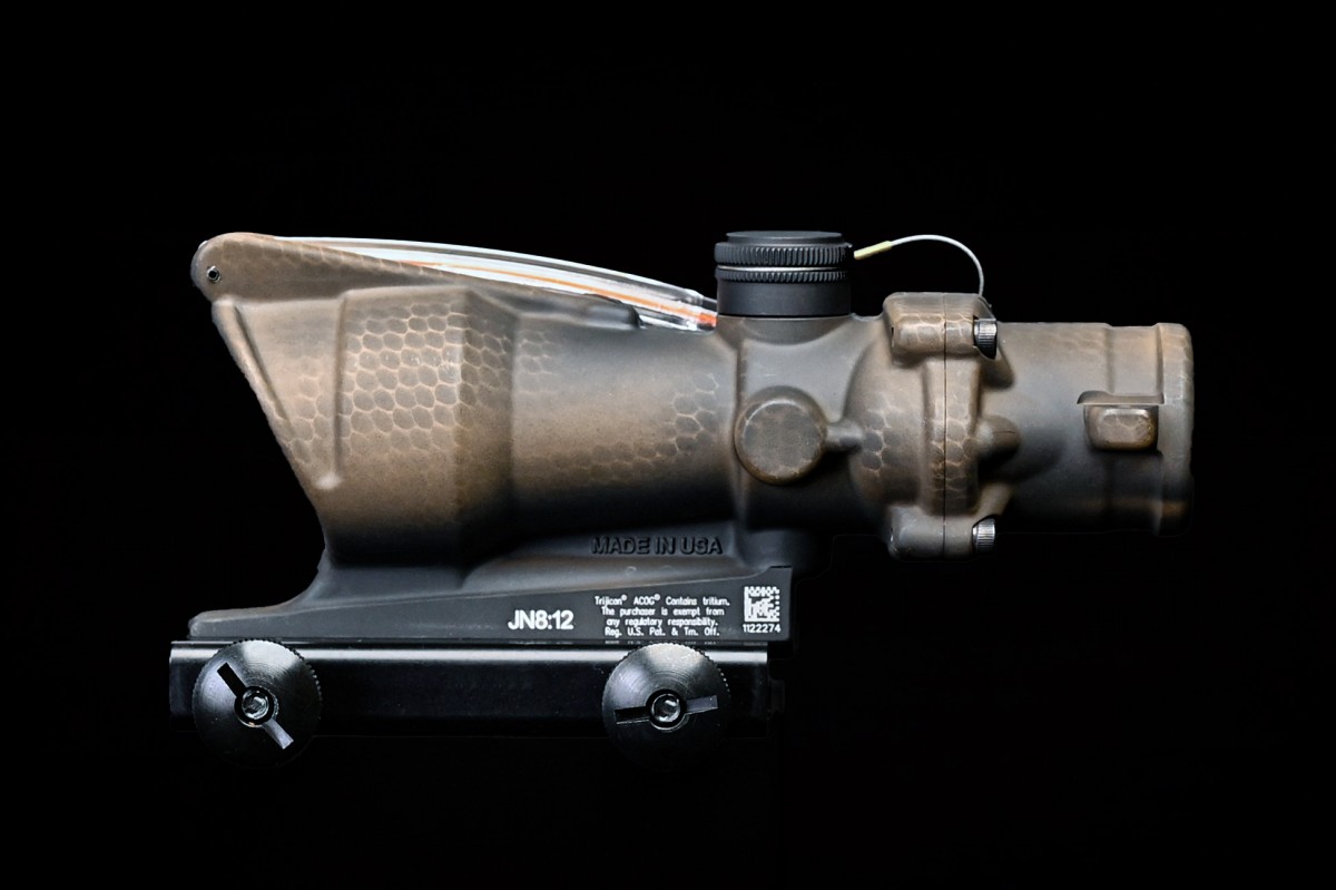 Trijicon, ACOG, 4X32, Red Chevron Reticle, Includes Flattop Mount ...