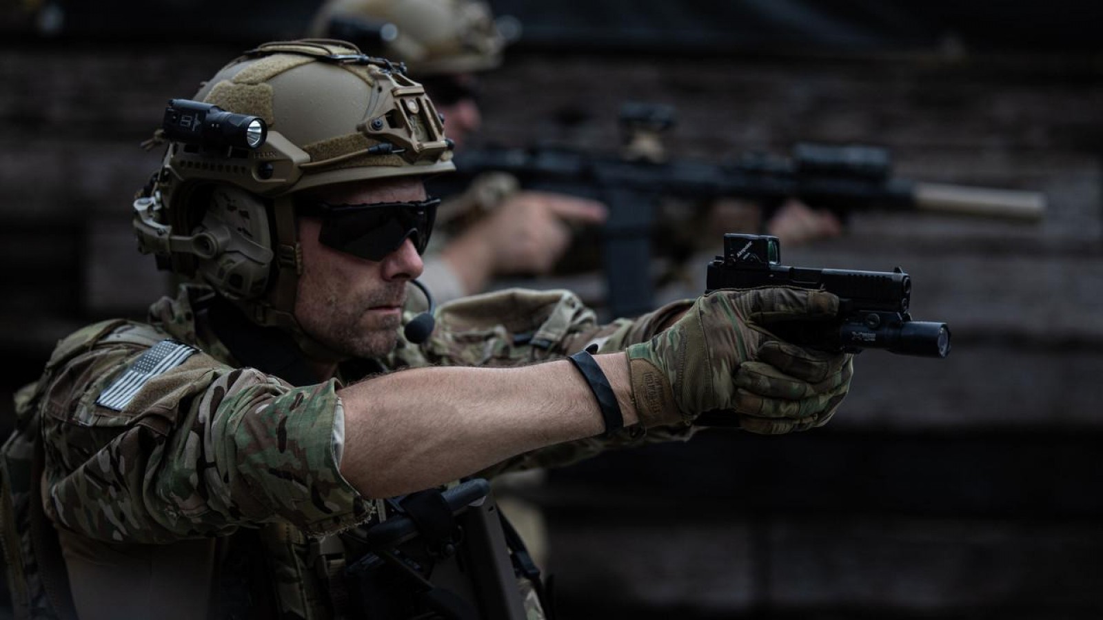 Agw Rds Cut Aimpoint COA with 3.5 MOA Enclosed Emitter RDS (Red Dot Sight) with A ...